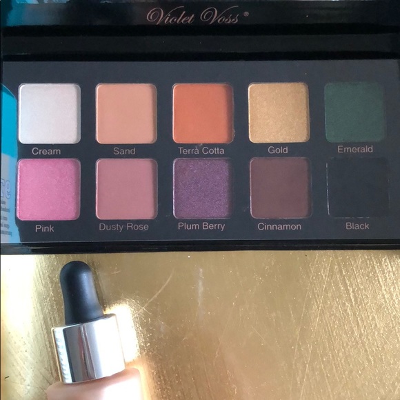 Makeup bundle - Picture 2 of 6
